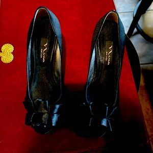 Nina New York heels size 6 US 36 EUROPE